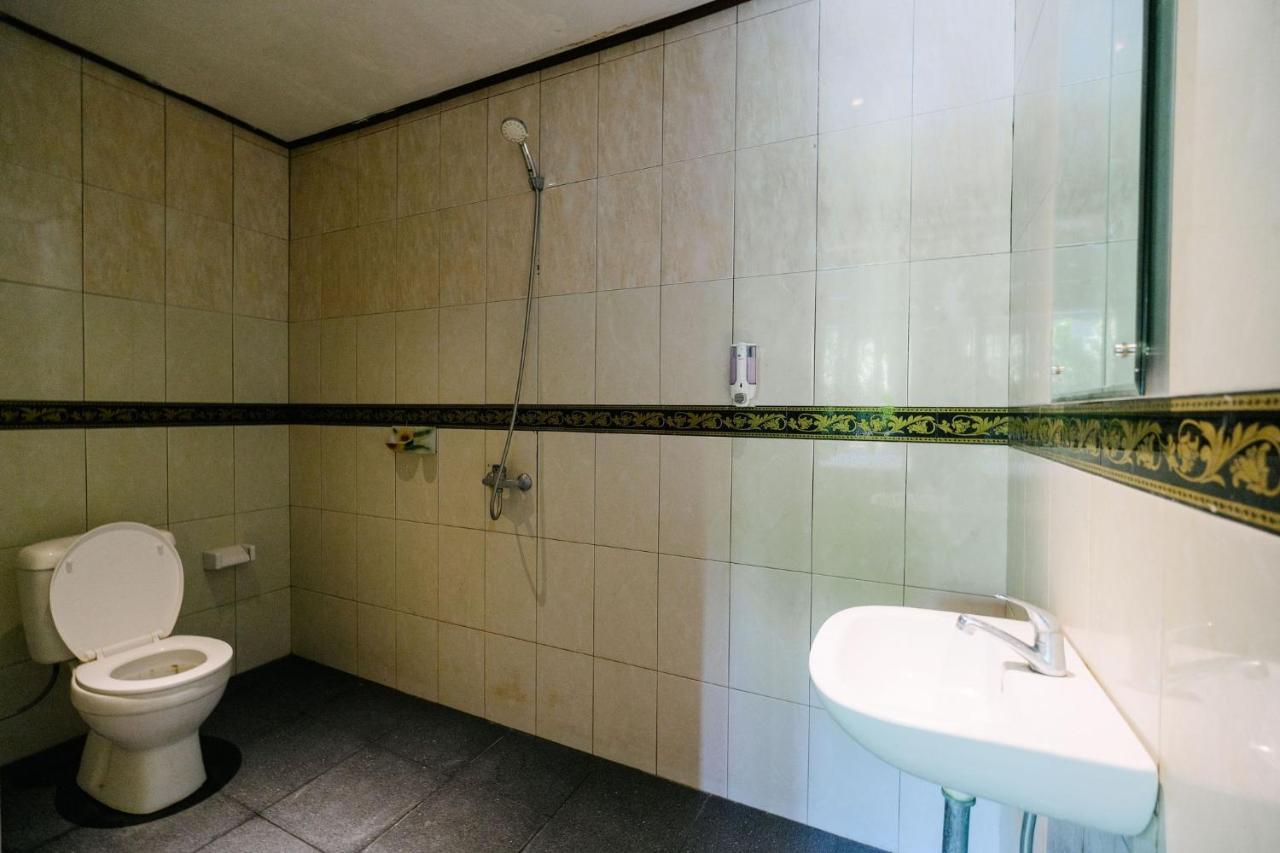 Adi Bungalow Nusa Penida Redpartner Ped Екстериор снимка