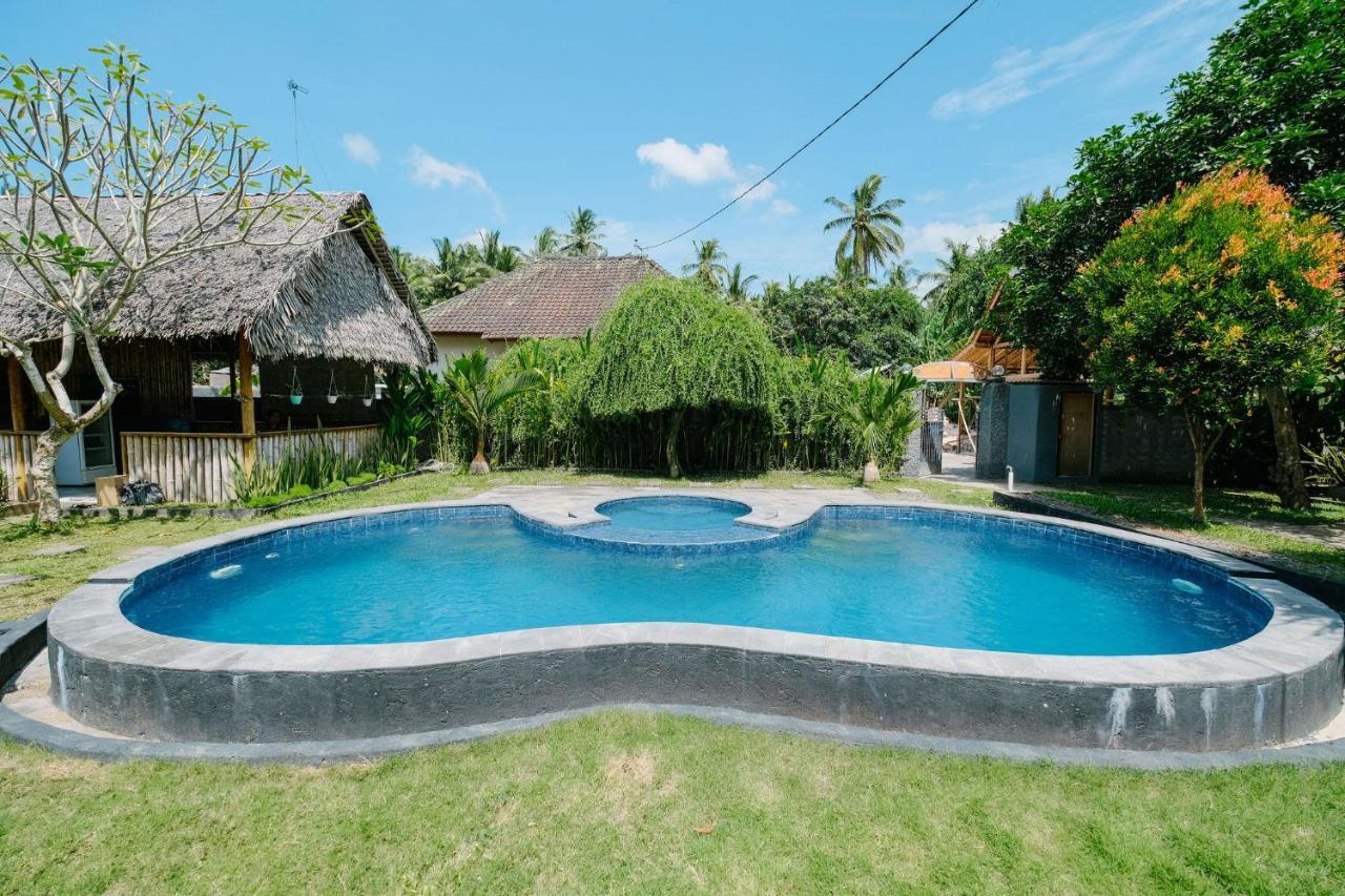 Adi Bungalow Nusa Penida Redpartner Ped Екстериор снимка