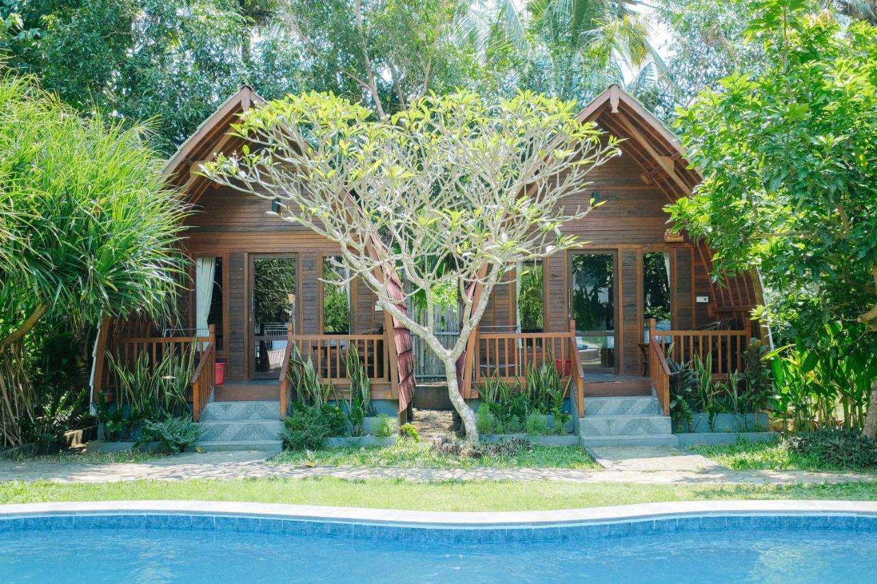 Adi Bungalow Nusa Penida Redpartner Ped Екстериор снимка