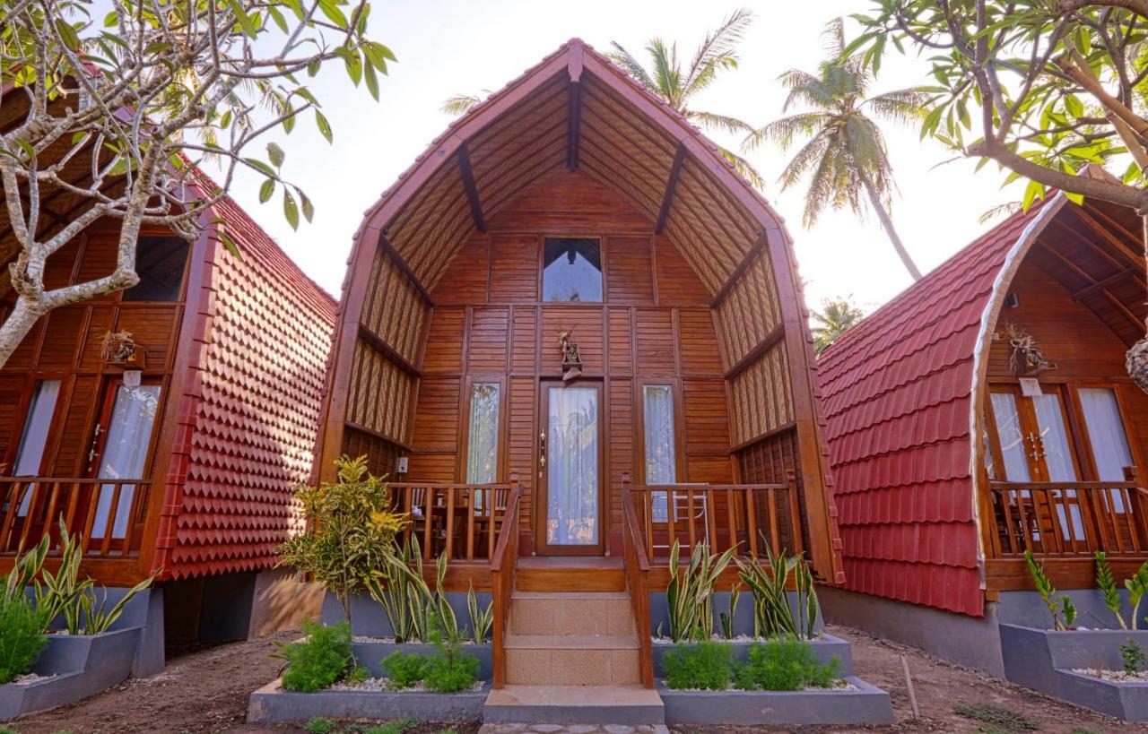 Adi Bungalow Nusa Penida Redpartner Ped Екстериор снимка