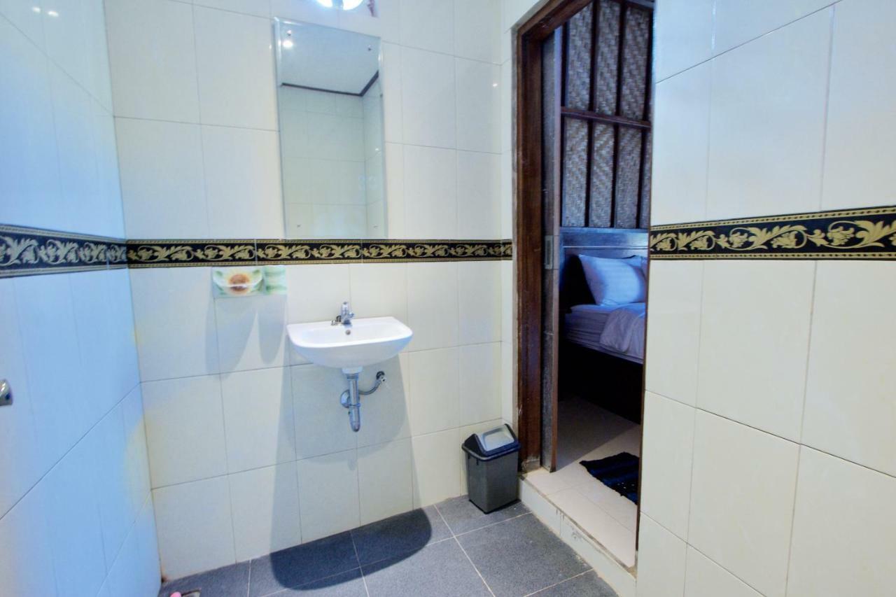 Adi Bungalow Nusa Penida Redpartner Ped Екстериор снимка