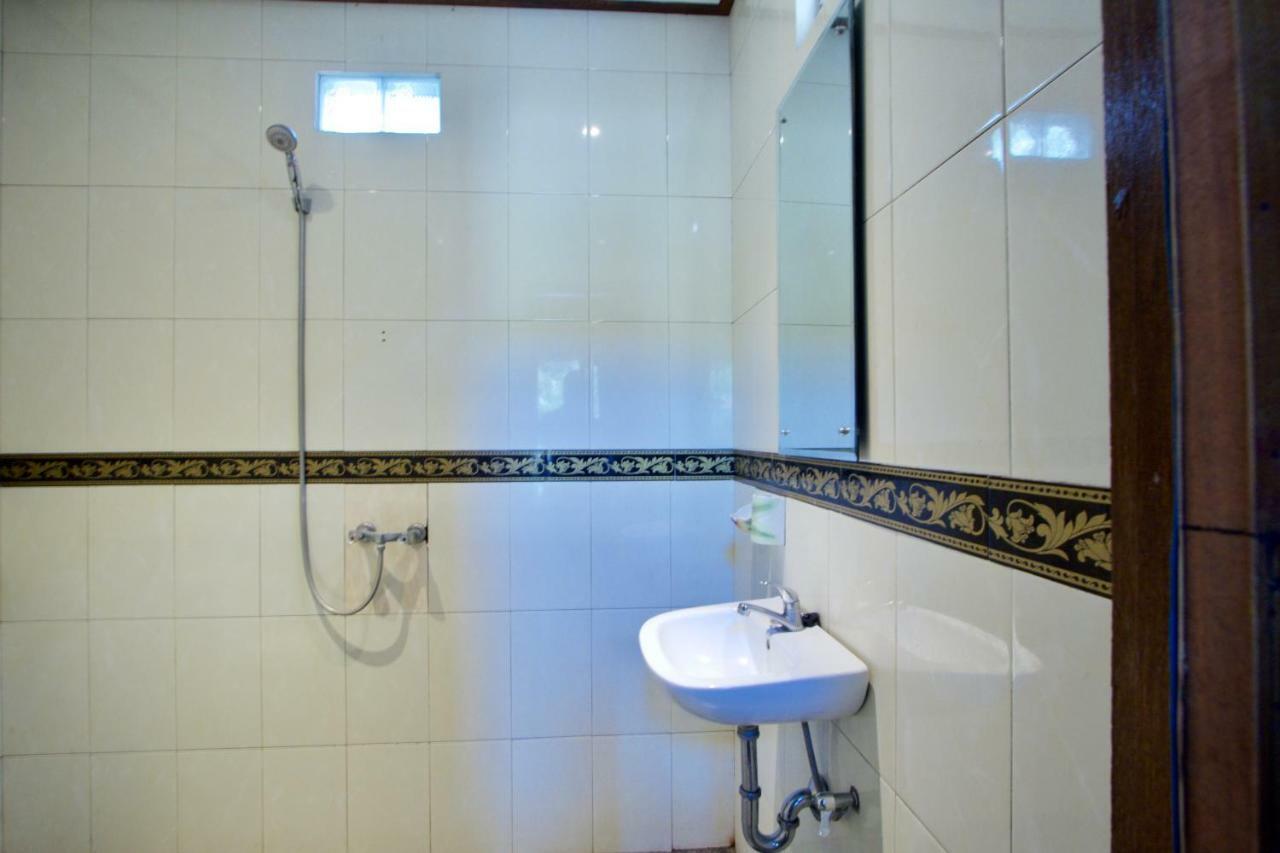 Adi Bungalow Nusa Penida Redpartner Ped Екстериор снимка